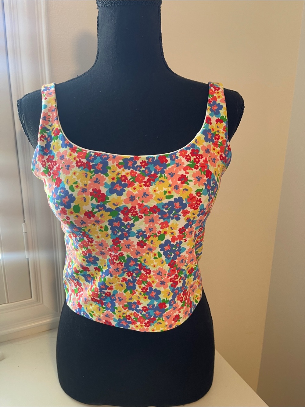 Old Navy Floral Scoop Neck Longline Sports Bra